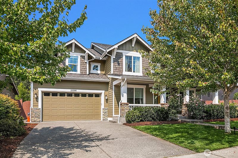 3rd image of 33306 NE 42nd Street
