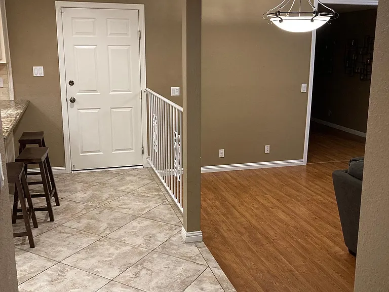 860 Glendora Mountain Rd — Photo 6