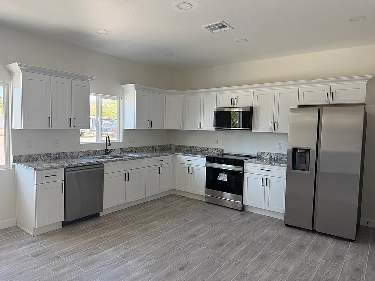 8125 E Bonnell St #B — Photo 3
