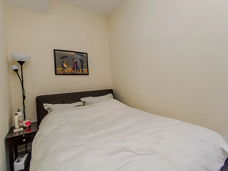 1829 N Hermitage Ave #2 — Photo 5