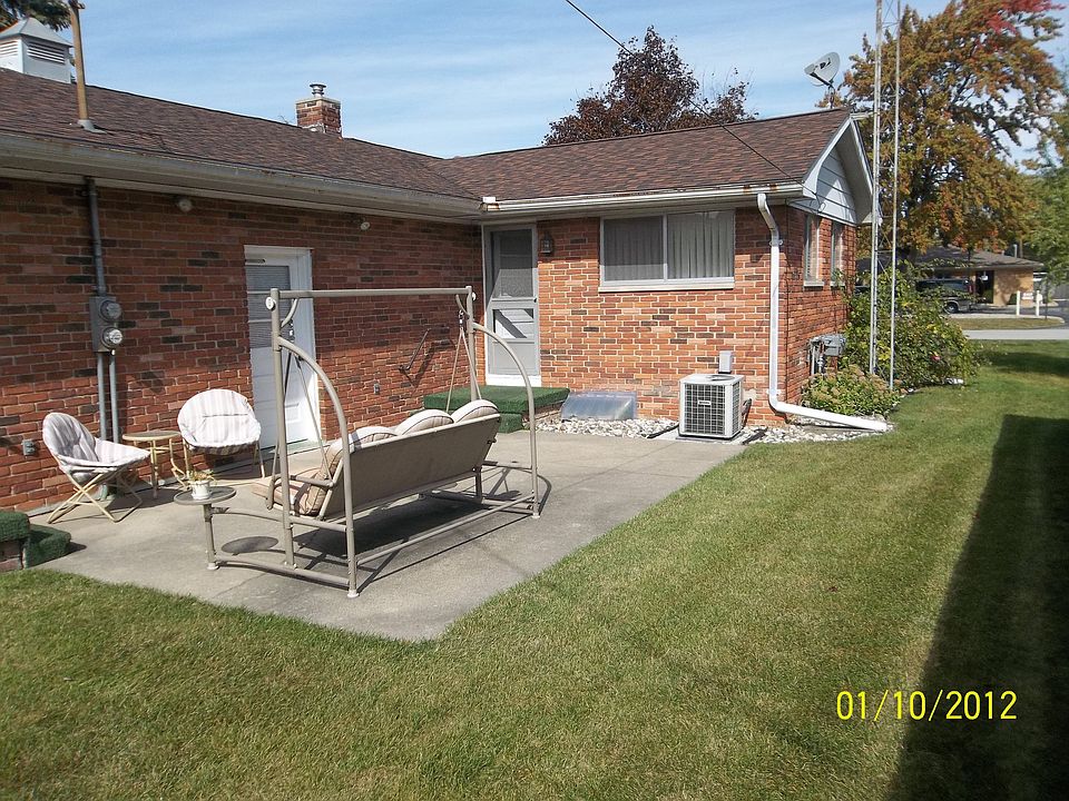 2nd image of 2132 Hemmeter Rd