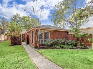 13840 Paradise Valley Dr, Houston, TX 77069