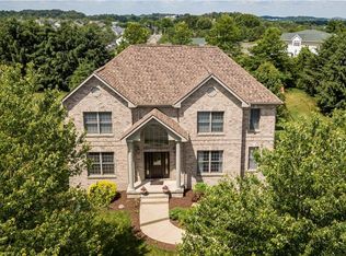 2017 Condor Ln, Gibsonia, PA 15044