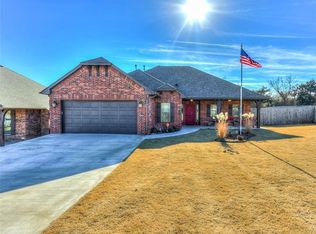 20526 Autumn Trl, Harrah, OK 73045