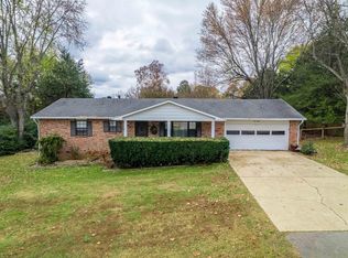1012 Overlook Dr, Mountain Home, AR 72653