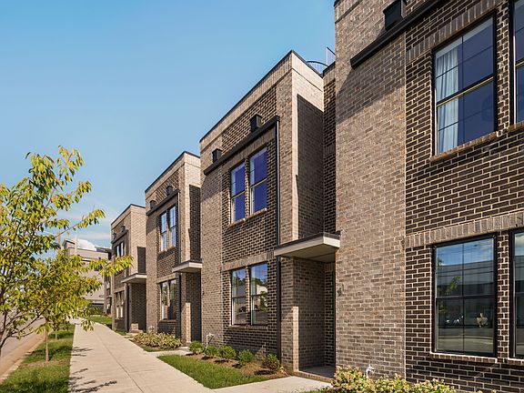 4th image of 2000 S Hamilton Rd #2