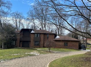 808 47th St NE, Canton, OH 44714