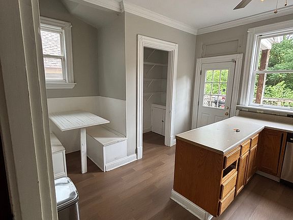 4th image of 2614 Euclid Ave