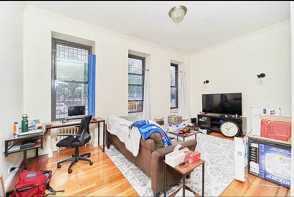 Rented by Living New York | media 11