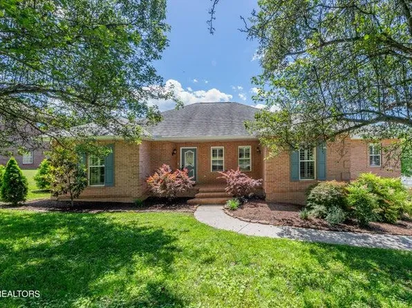 1244 River Oaks Dr, Kingston, TN 37763