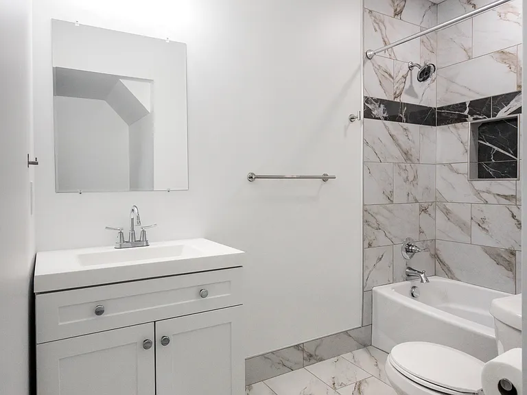 458 Hague St #2 — Photo 17