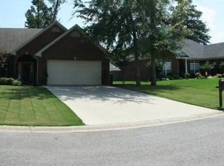 1916 Pleasant Dr, Muscle Shoals, AL 35661