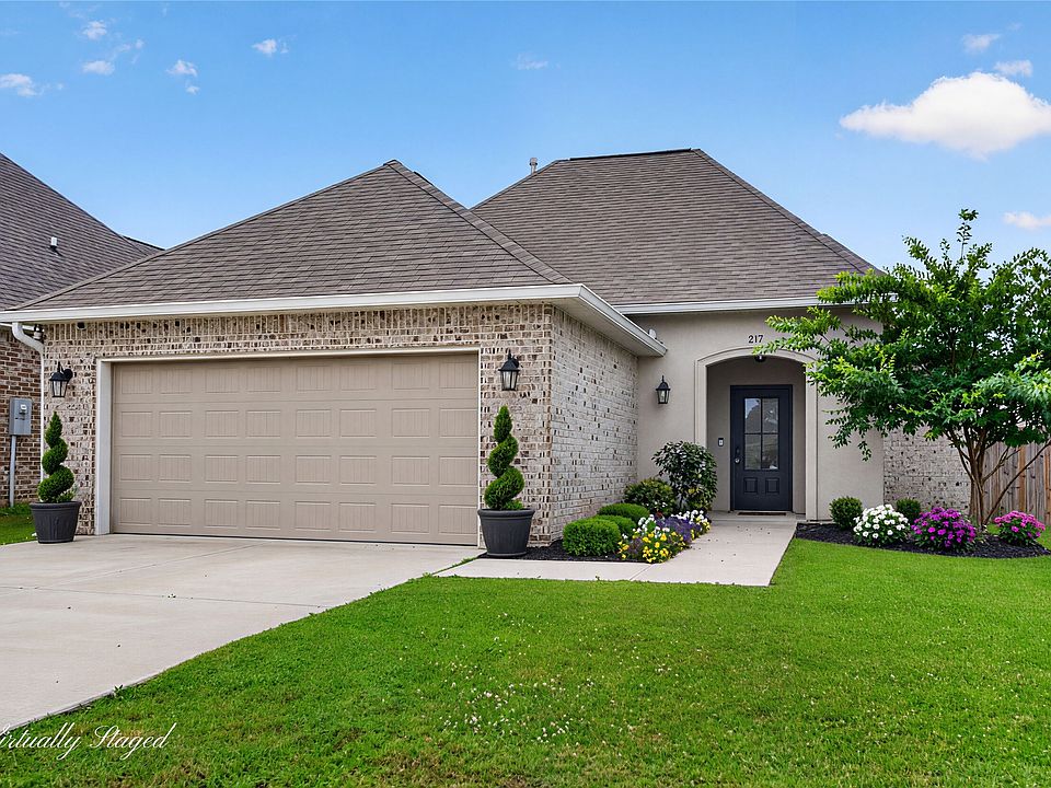 1st image of 217 Pilatus Dr
