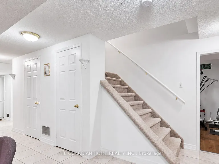 24 Harkins Dr — Photo 4