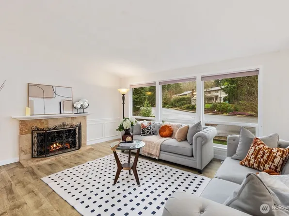 15132 SE 48th Dr, Bellevue, WA 98006