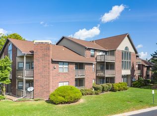 26300 Berg Rd #507, Southfield, MI 48033