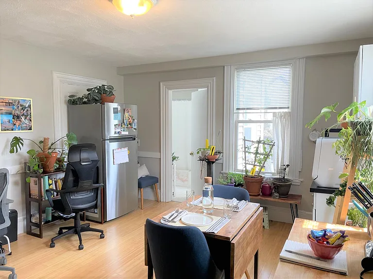 16 Cutter St — Photo 4