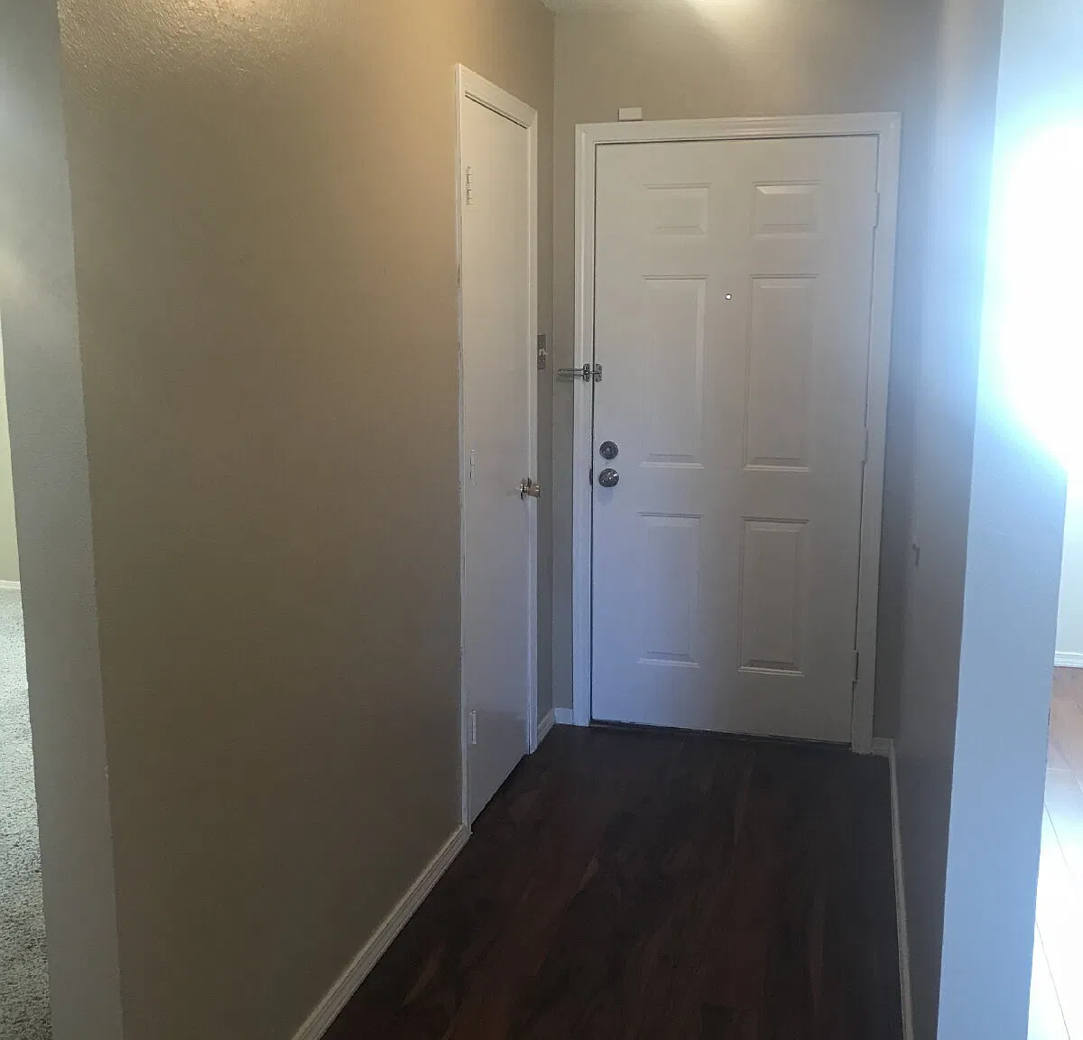 3 bed, 2.0 bath, 1332 sqft, $1,395 — Photo 3