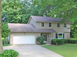 6822 Haskell Dr, Fairview, PA 16415