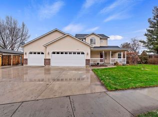 3166 E Mackay Dr, Meridian, ID 83642