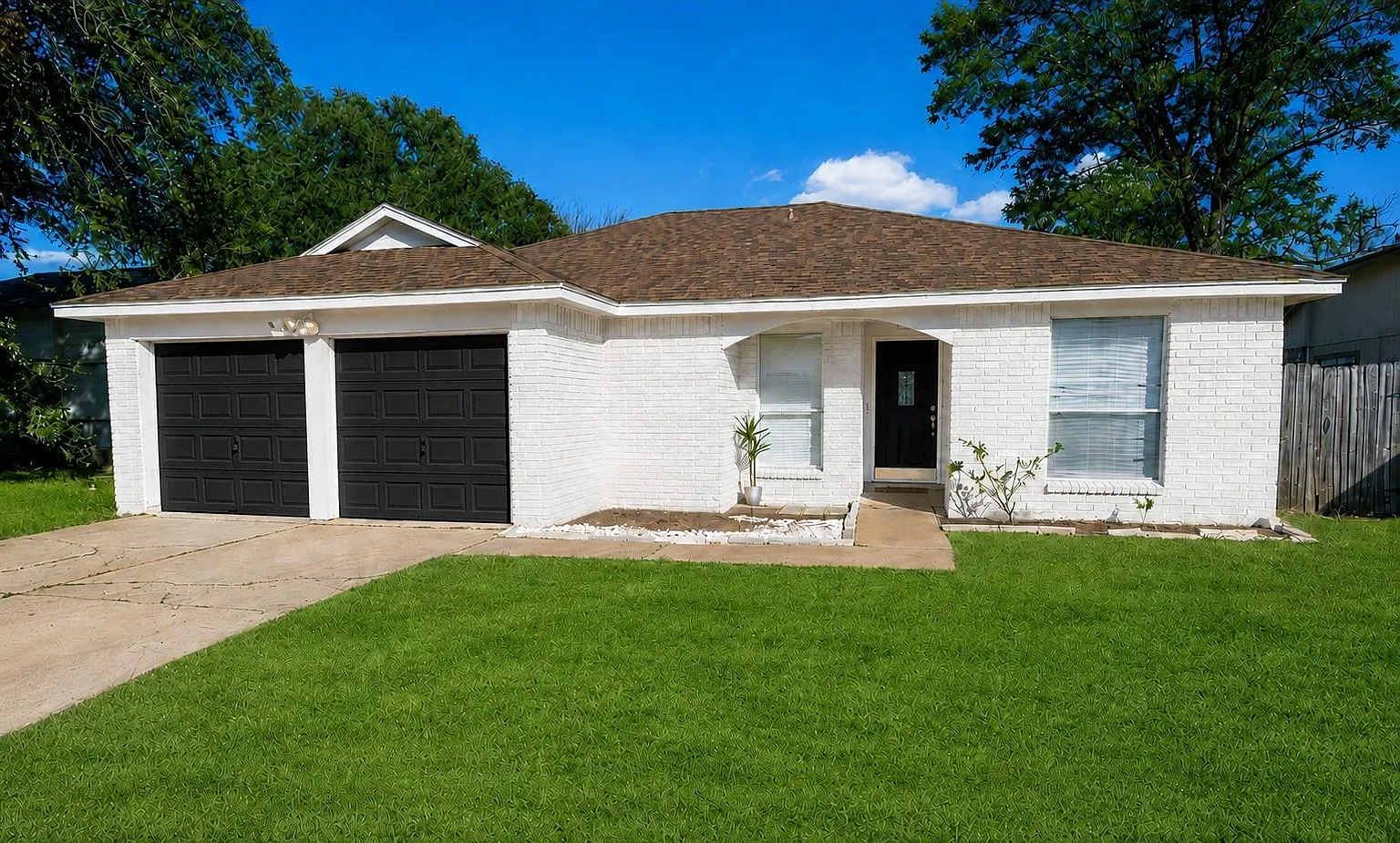 3 bed, 2.0 bath, 1170 sqft, $1,850 — Photo 1