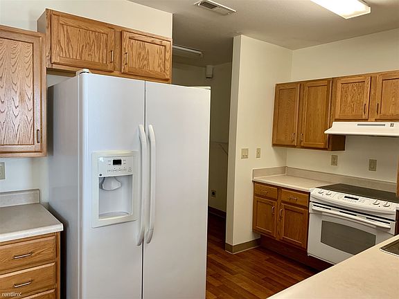 4th image of 700 Wauseon Senior Village Dr #Townhouse