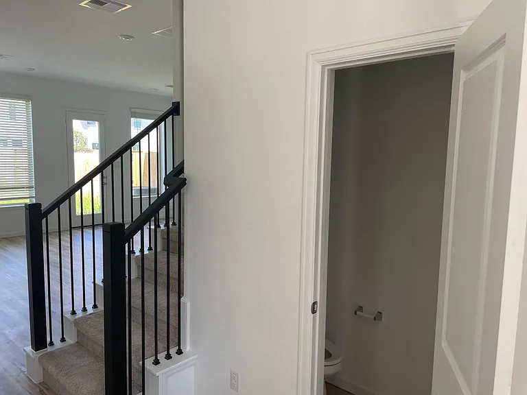 4135 Balboa Dr — Photo 12