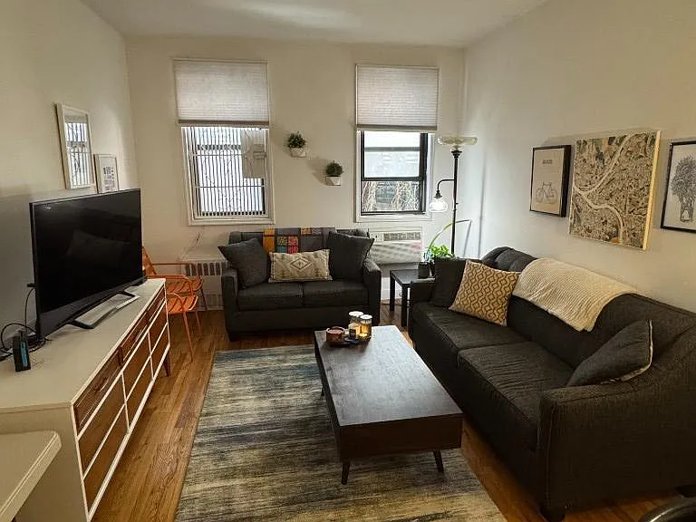 171 E 77th St #2B — Photo 1