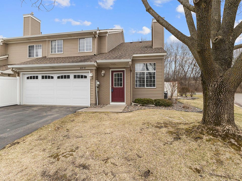 1st image of 610 85th Ln NW #8NW