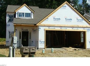 1011 Cutters Creek Dr, South Euclid, OH 44121