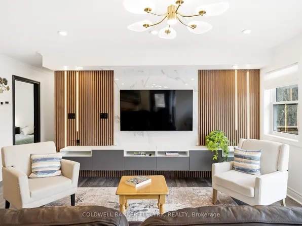 1211 Gelert Rd, Minden Hills, ON K0M 2K0