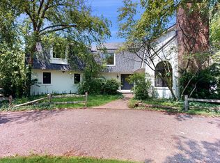 1406 Grant Rd, Northbrook, IL