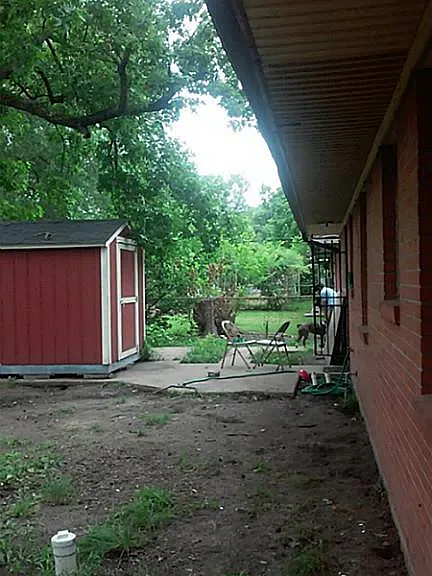 5810 Langley Rd — Photo 3