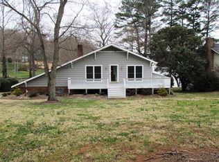 211 Pine Cove Dr, Inman, SC 29349