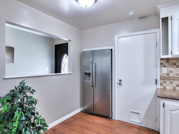 5th image of 5620 Wallace Pl