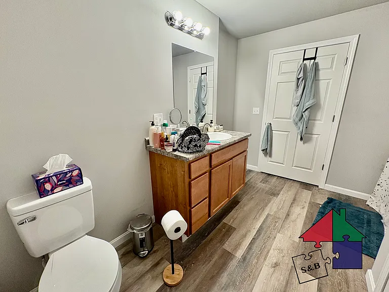 57 Green St #106 — Photo 24