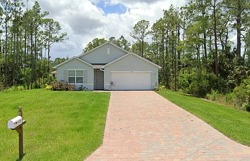 459 Woodman Dr Photo 1