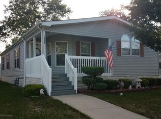 1111 Sycamore Ct, Whiting, NJ 08759