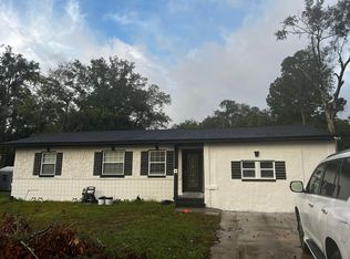 6870 Rhode Island Dr W, Jacksonville, FL 32209