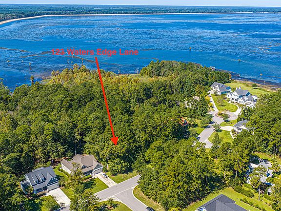 3rd image of 123 Waters Edge