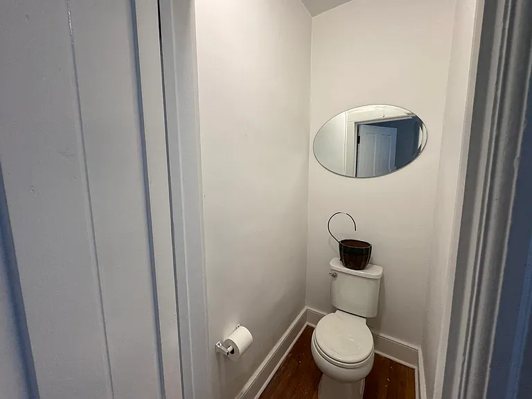 330 Van Duzer St #2 — Photo 5
