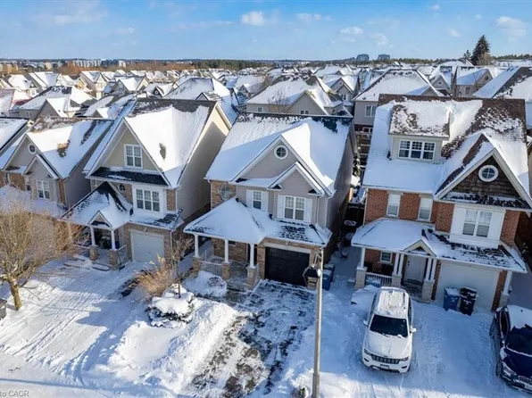 16 Darnell Rd, Guelph, ON N1G 5K3