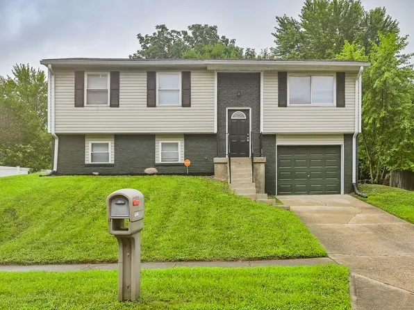 5711 Winship Dr, Indianapolis, IN 46221