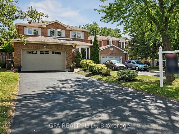 2nd image of 3220 Turnstone Cres