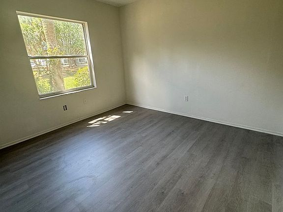 4th image of 8201 Fairways Cir #G103