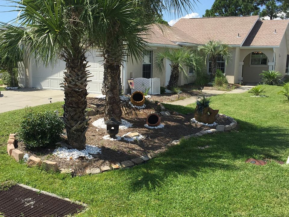 266 S Glades Trail