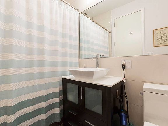 4th image of 128 Scholes St APT 3A