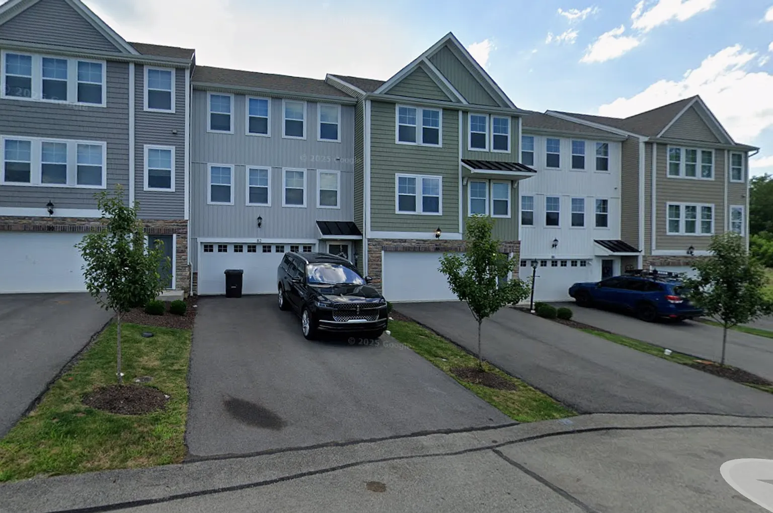 Beautiful 2 Bedroom Townhome in Washington County! — Photo 1