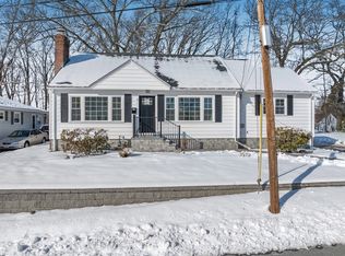 4 Hancock St, Shrewsbury, MA 01545
