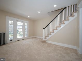 15 Elm Ave, Upper Darby, PA 19082